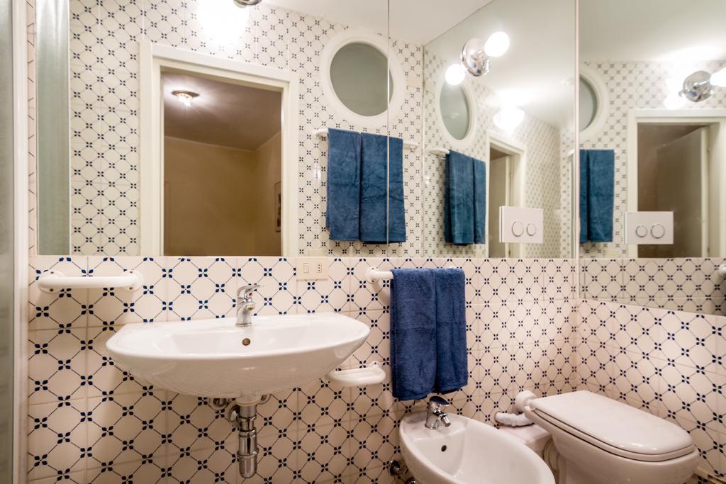 Lake Charming Apartment تْشيرنوبيو الغرفة الصورة