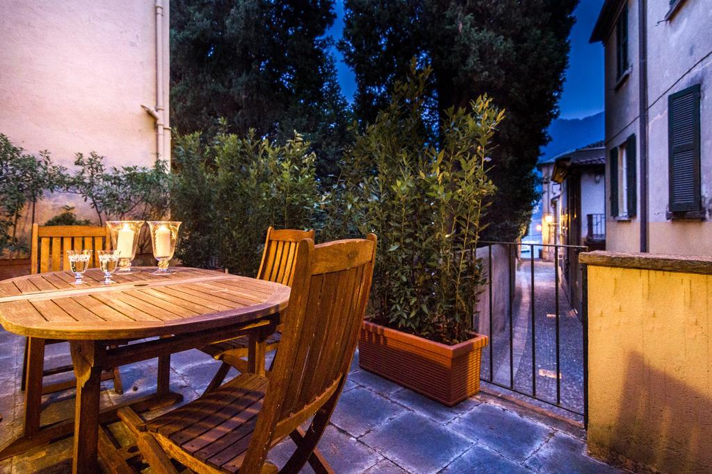 Lake Charming Apartment تْشيرنوبيو الغرفة الصورة